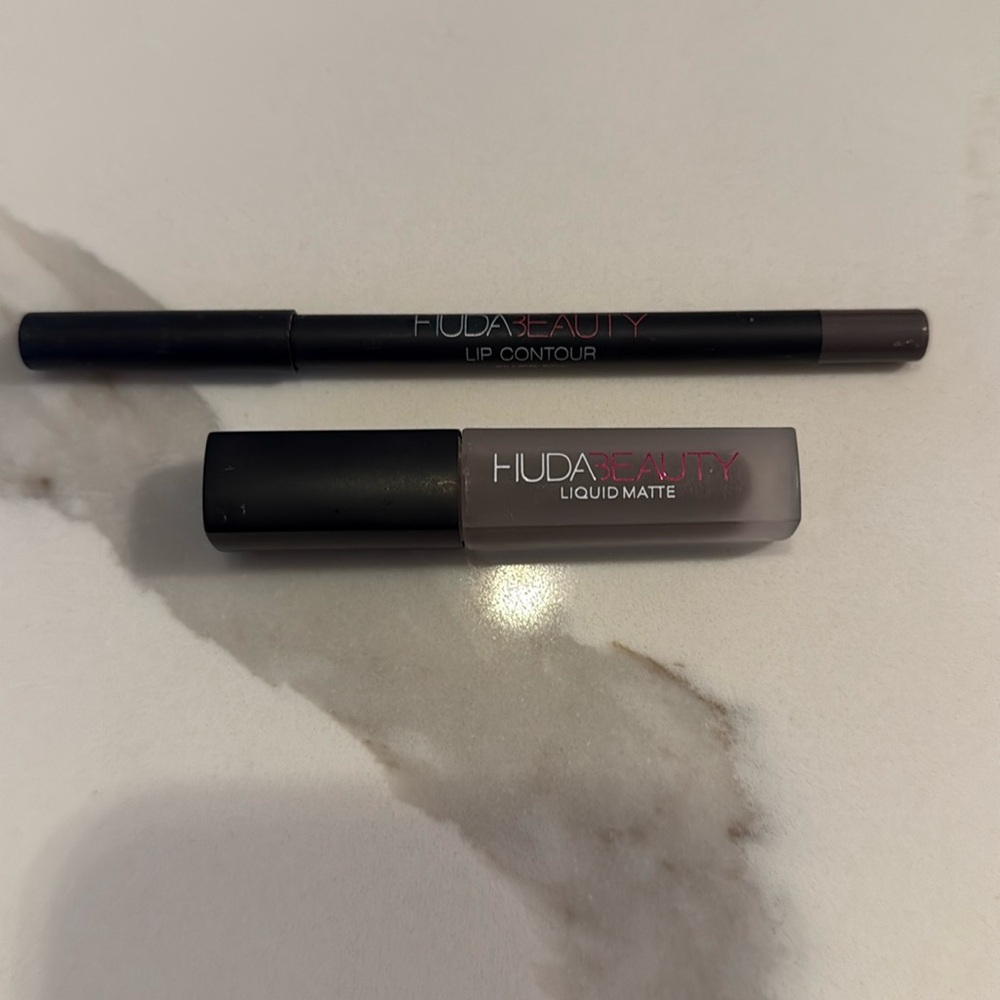 Huda Beauty liquid matte lipstick
